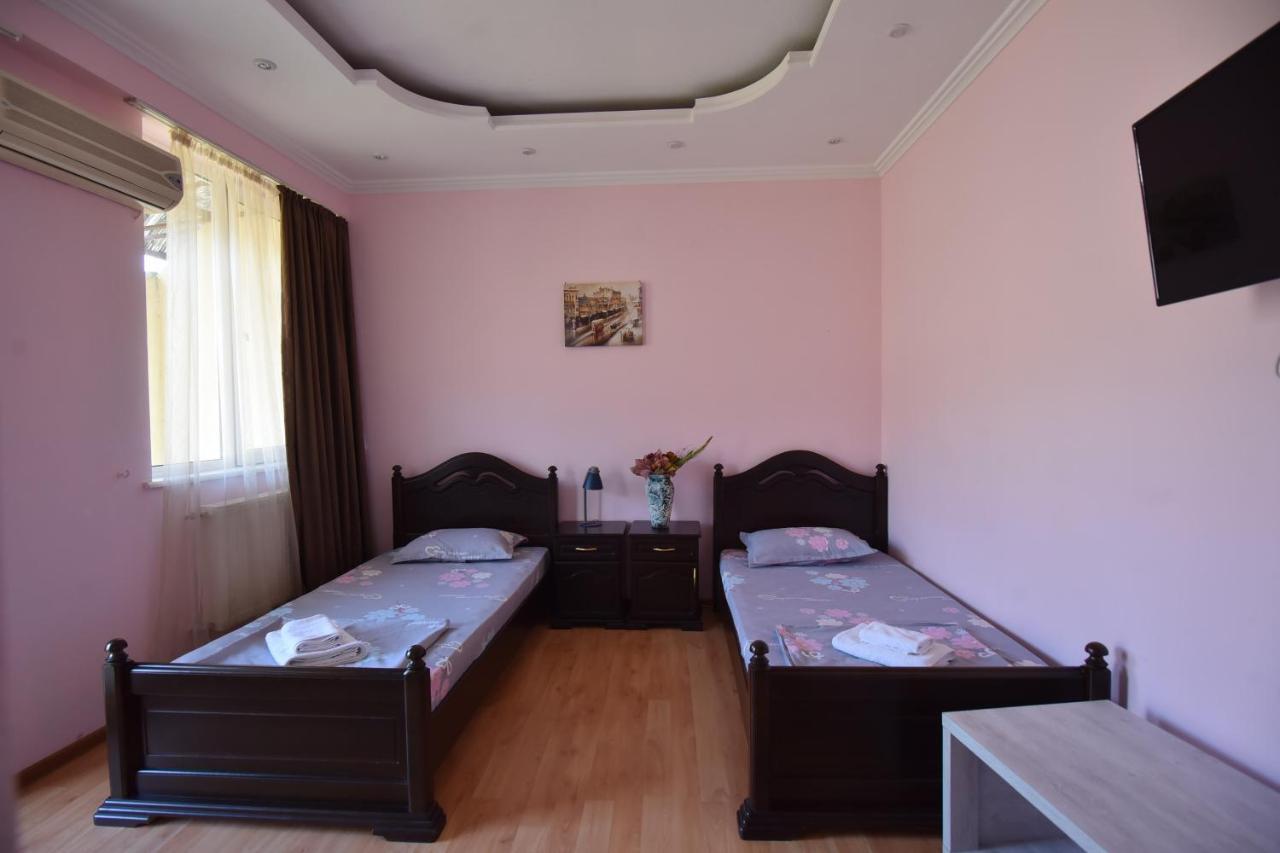 Hotel Vake Palace Тбілісі Екстер'єр фото